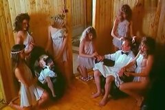 Голые девки в бане обслуживают мужичка (русский фильм)