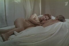 Интимная сцена из жизни молодой русской пары