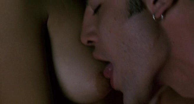 Порно Сосут сиськи - найдено секс видео
