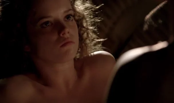 Нағыз кеуделер жалаңаш Былғары тон секс видео